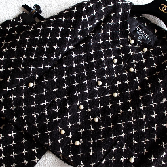 Rare Chanel Vintage 1983 Karl Black Jacket Suit - Picture 5 of 13